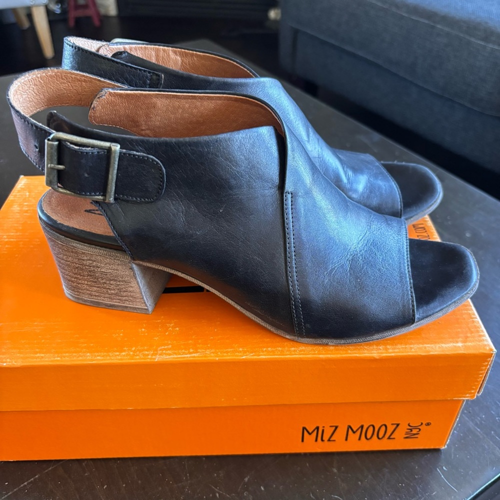 Miz Mooz Black Song heels leather 40 size 9 EUC